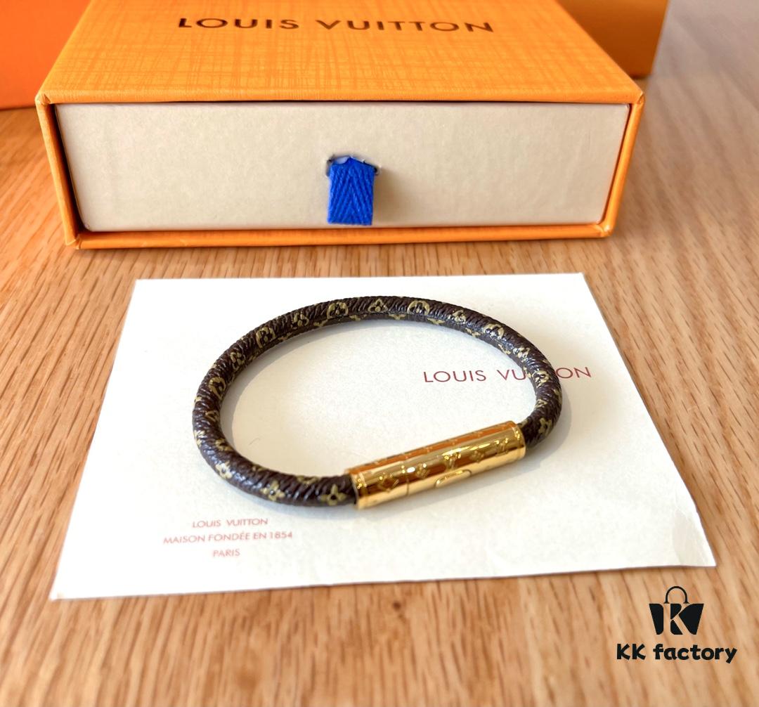 Louis Vuitton CONFIDENTIAL Unisex Monogram Long Buckle Leather Rope Bracelet (High-End Proxy Version, Comparable to Authentic)