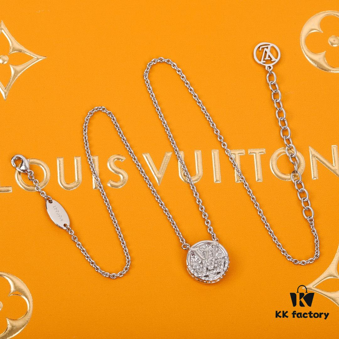 Lvjia Newest Necklace - ZP Brass with Swarovski Crystal, Stylish and Versatile