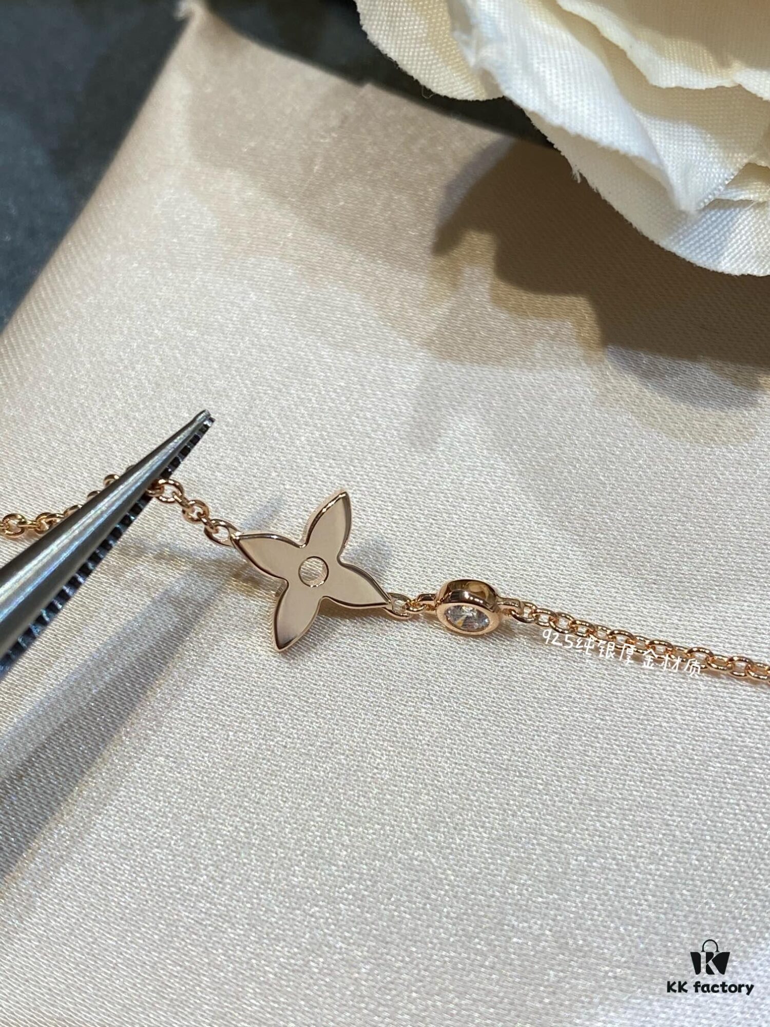 New Arrival L*V Classic Monogram Mini Collar Necklace Idylle Blossom Series 3D Floral Jewelry