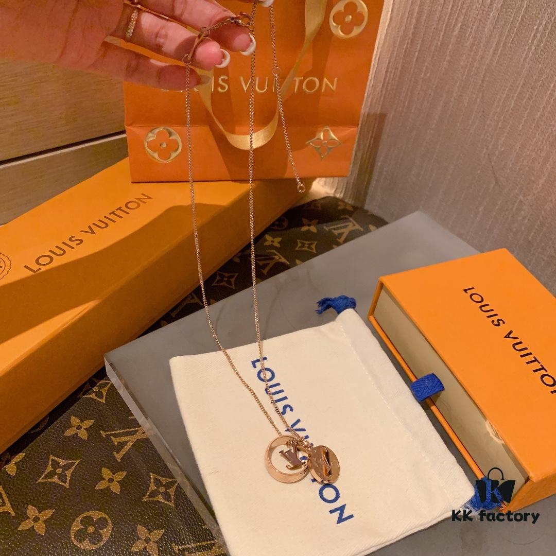 Louis Vuitton LV Ring MONOGRAM Pendant Ring Three-in-One Necklace