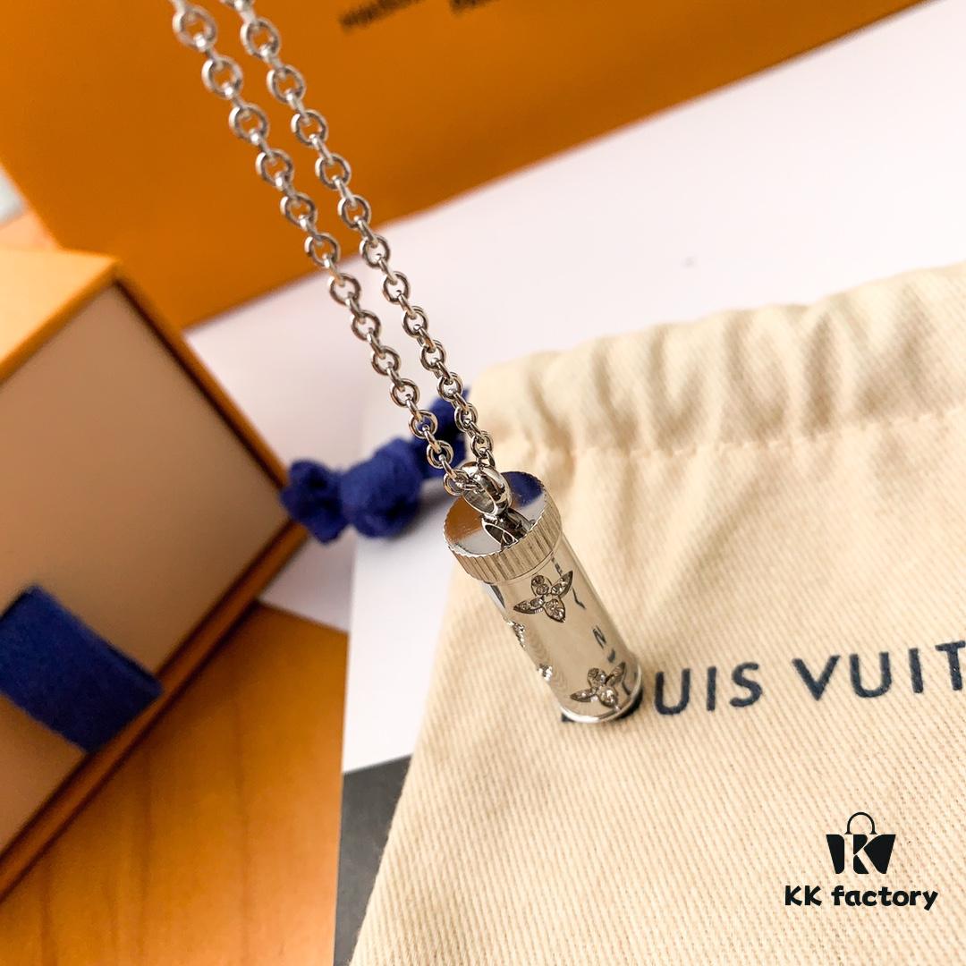 LV Latest MONOGRAM STRASS Unisex Necklace with Swarovski Crystals