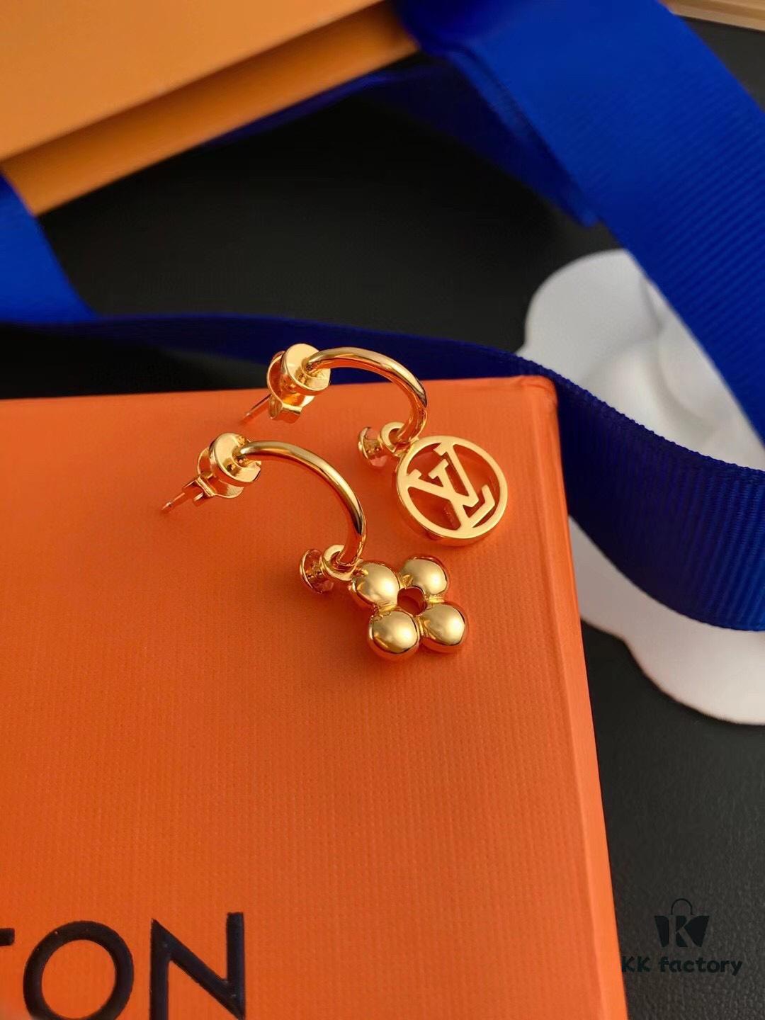 LV Blooming Asymmetrical Earrings