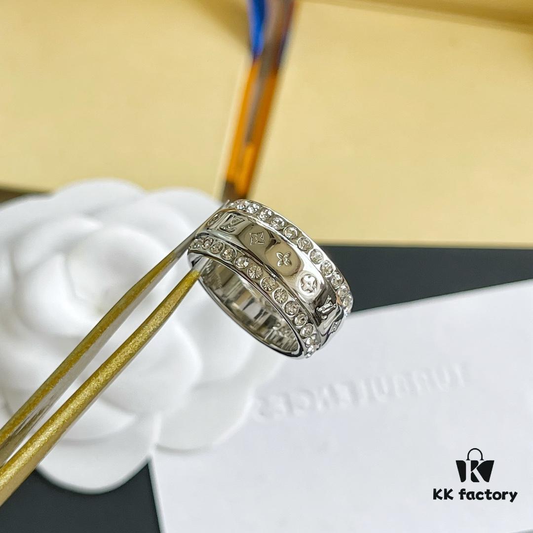 Louis Vuitton Couple's LV Ring, Unique Retro-Futuristic Design, Must-Have for Fashion-Forward Women