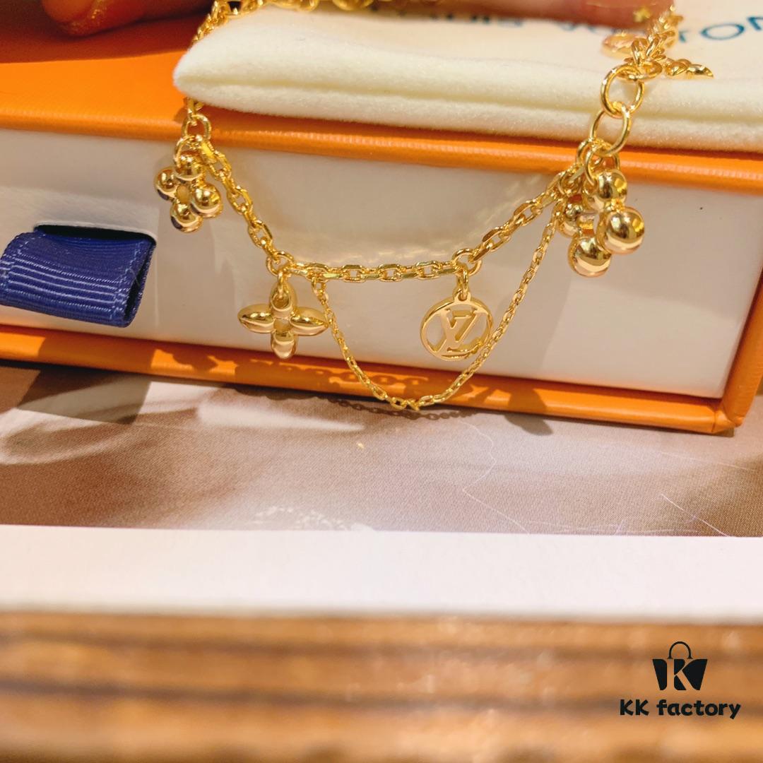 Lv Floral Bracelet – So Beautiful!