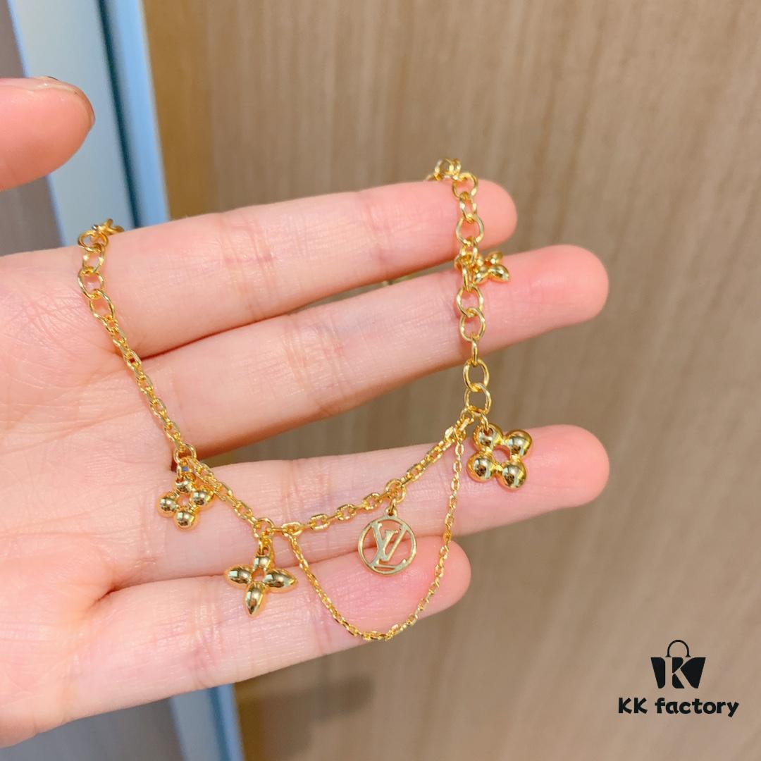 Lv Floral Bracelet – So Beautiful!