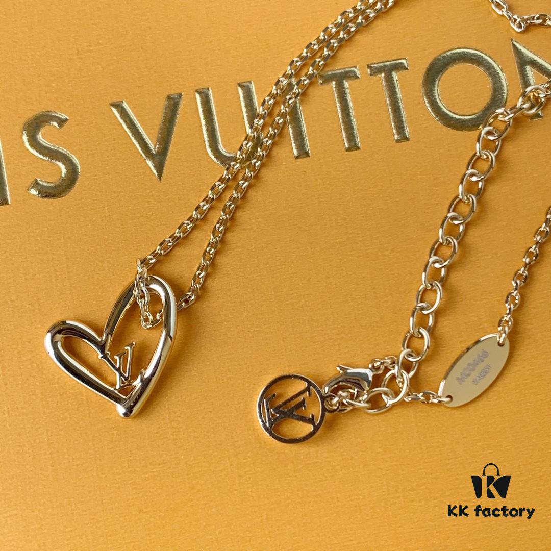 L Valentine's Day Heart Necklace