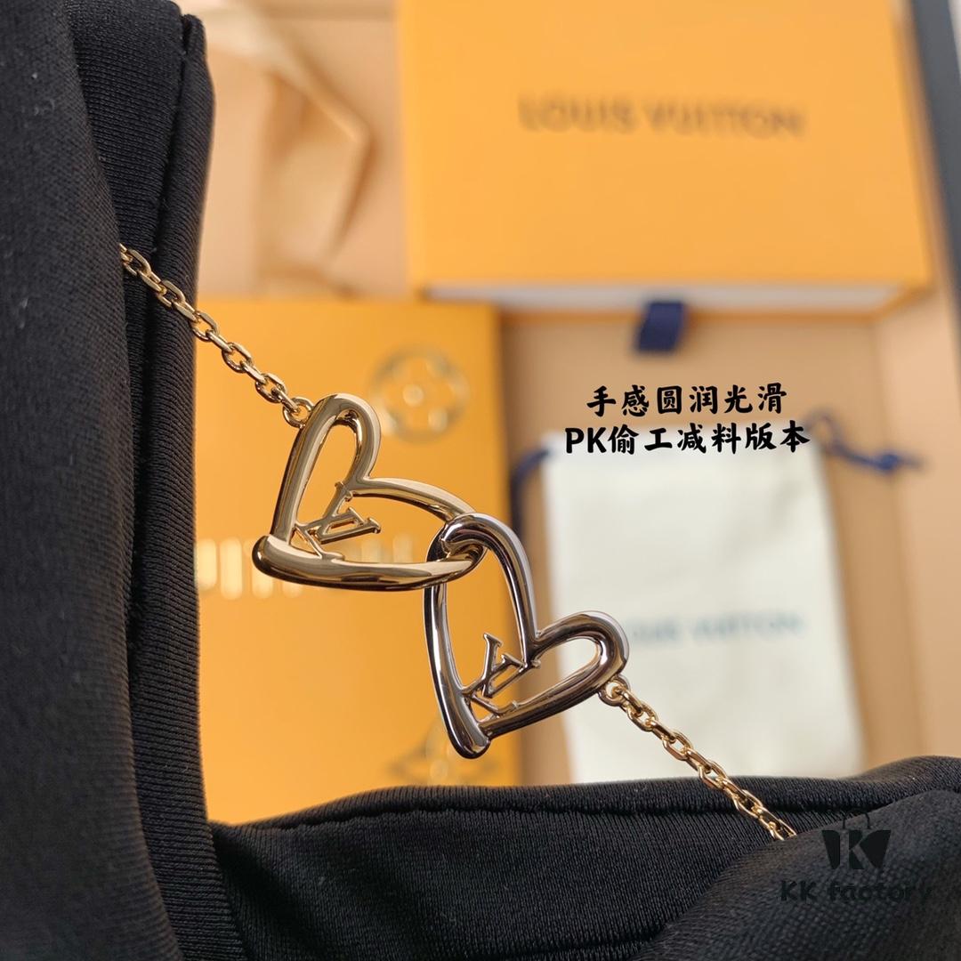 L Valentine's Day Limited Edition Heart Bracelet