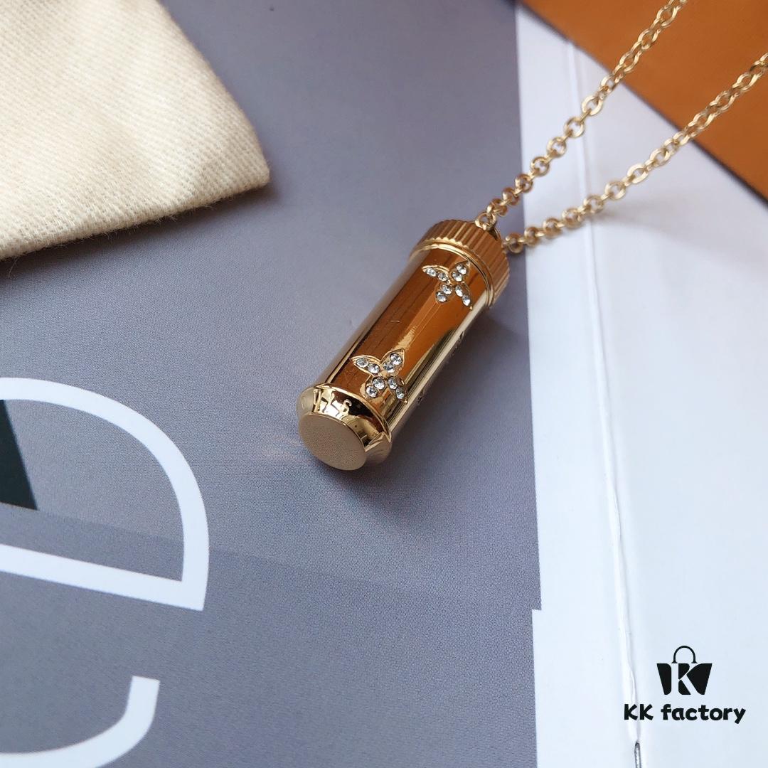 LV Accessory Necklace