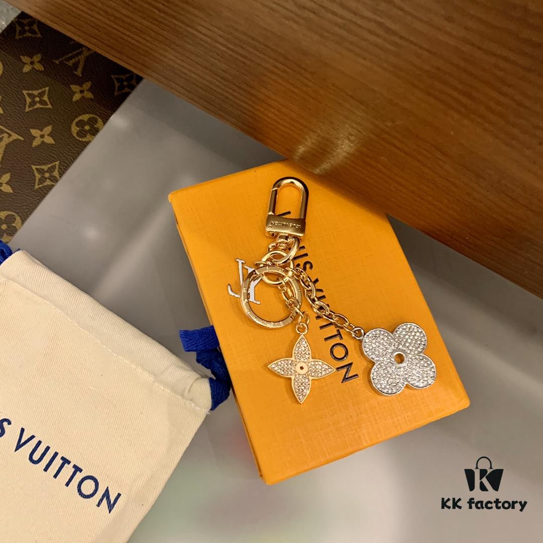 2020 Early Spring New Diamond-Embellished Bag Charm and Keychain