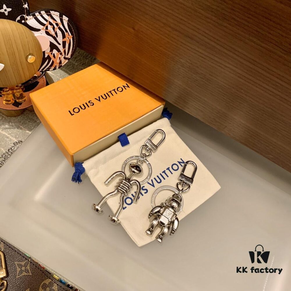 Home Astronaut 👨🏻‍🚀 Mr. Nail Keychain – So Cool!