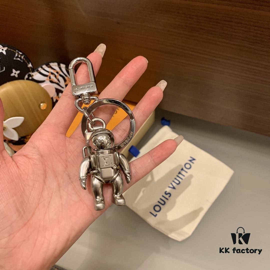 Home Astronaut 👨🏻‍🚀 Mr. Nail Keychain – So Cool!
