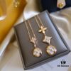Exquisite ZP LV Jewelry with Classic Flower Design, White and Pink Mother-of-Pearl Inlay, Accented with a Small Diamond, Made in V Gold with Sterling Silver Chain