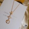 Exquisite ZP LV Jewelry with Classic Flower Design, White and Pink Mother-of-Pearl Inlay, Accented with a Small Diamond, Made in V Gold with Sterling Silver Chain