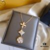Exquisite ZP LV Jewelry with Classic Flower Design, White and Pink Mother-of-Pearl Inlay, Accented with a Small Diamond, Made in V Gold with Sterling Silver Chain