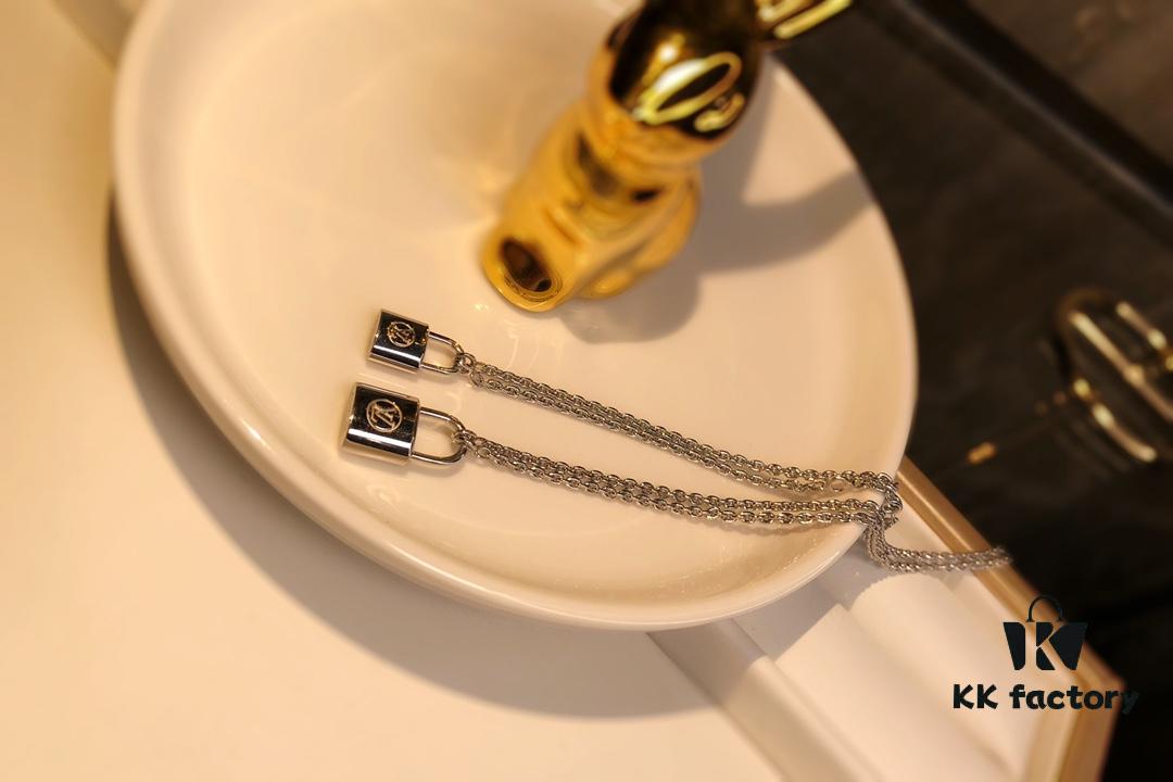 Louis Vuitton Lockit Charity Pendant Necklace/Bracelet in Sterling Silver