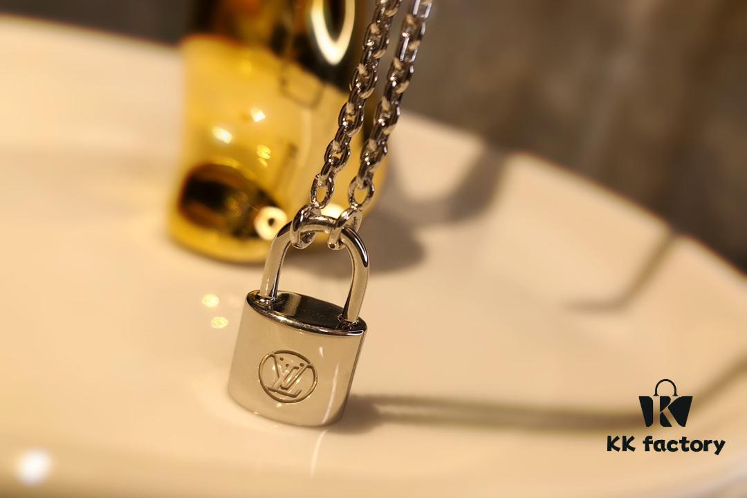 Louis Vuitton Lockit Charity Pendant Necklace/Bracelet in Sterling Silver