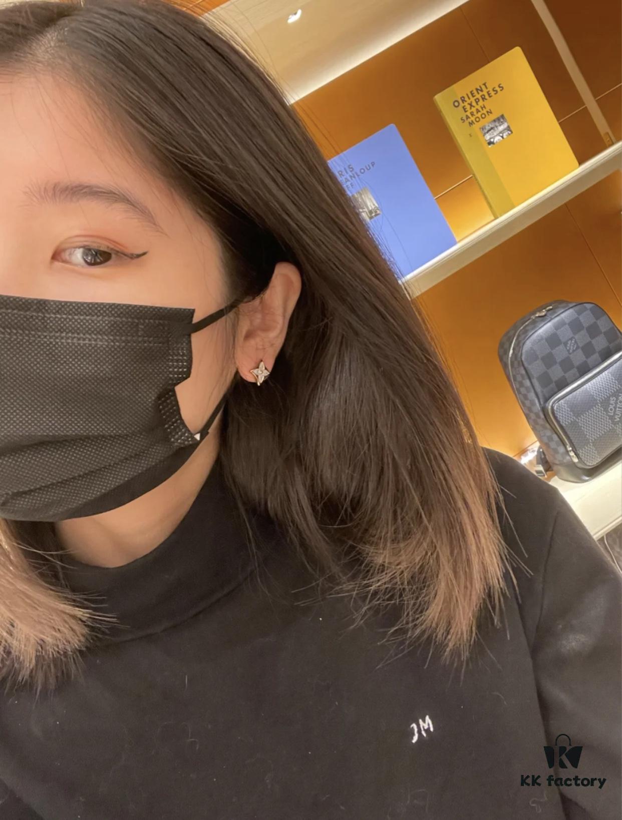 LV Monogram Look, Eye-Catching and Exquisitely Crafted