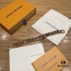 LV Gold Bracelet 🔥 Featuring Multiple Craftsmanship Techniques, the Rarest Release – Stunning on Wrist ✨✨ M68259 Chain Links Patches