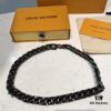 New Arrival: LV Chain Links Patches Cuban Green Colored Diamond Necklace for Men