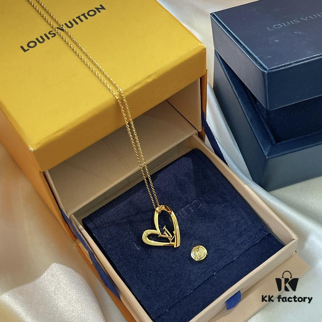 Limited Edition LV Louis Vuitton Heart Necklace for Qixi Festival, Authentic Pattern, Top Quality Replica, Unique Design, Luxury Style, Must-Have Jewelry for Women