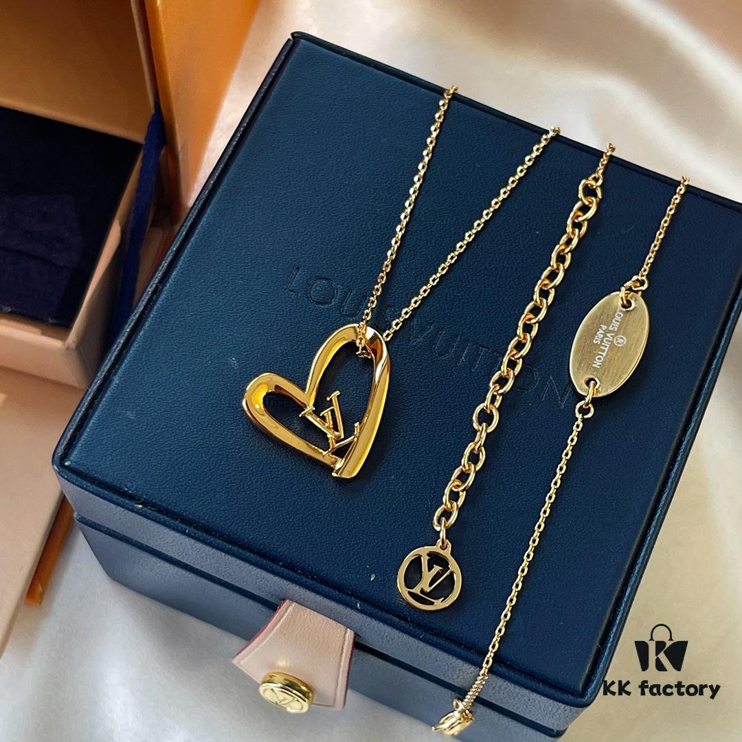 Limited Edition LV Louis Vuitton Heart Necklace for Qixi Festival, Authentic Pattern, Top Quality Replica, Unique Design, Luxury Style, Must-Have Jewelry for Women