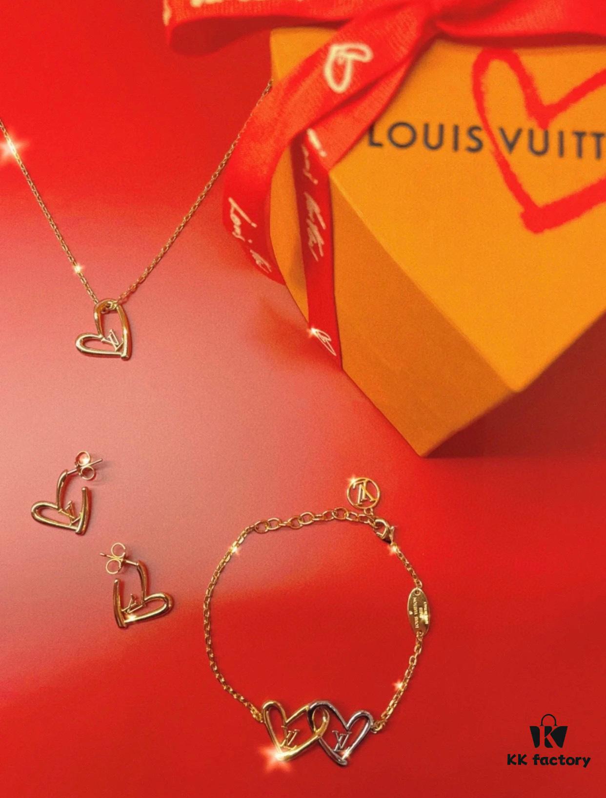 Limited Edition LV Louis Vuitton Heart Necklace for Qixi Festival, Authentic Pattern, Top Quality Replica, Unique Design, Luxury Style, Must-Have Jewelry for Women