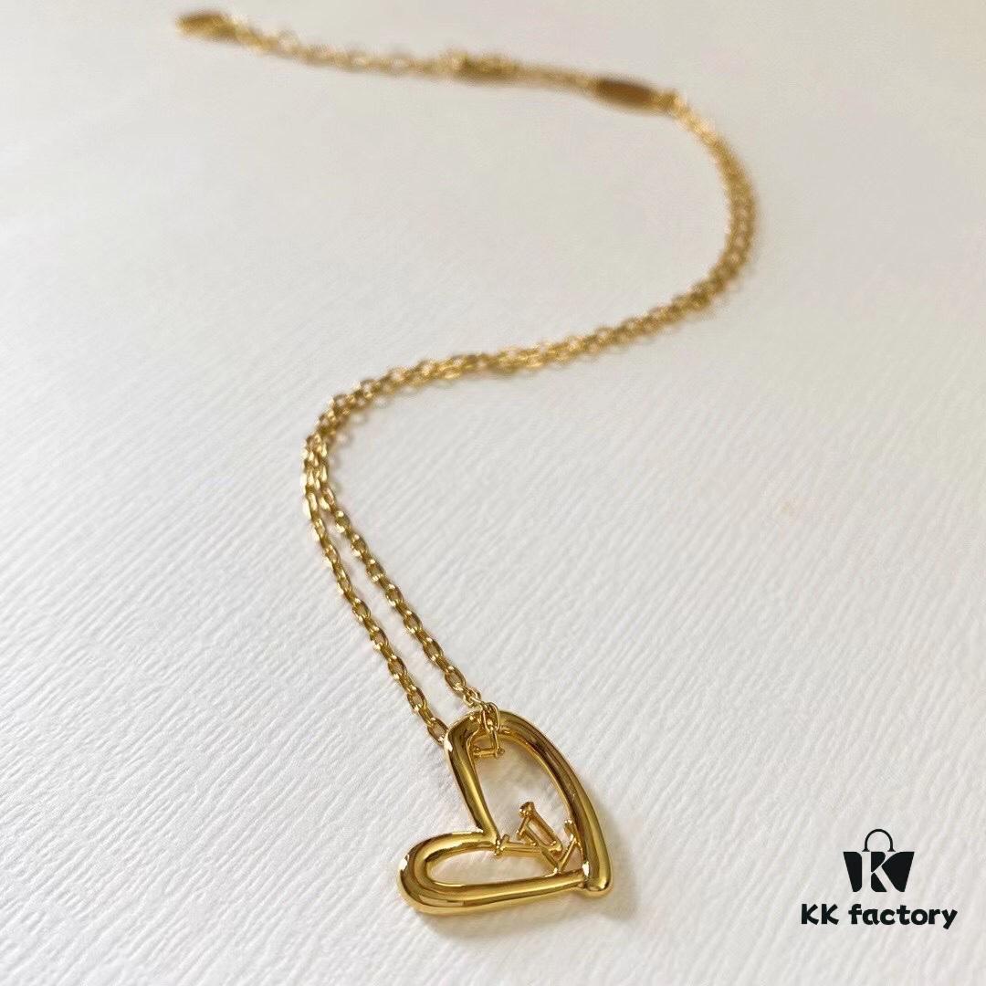 LV 21 Valentine's Day Love Heart Necklace ZP Purchase Fall in Love Heart Necklace