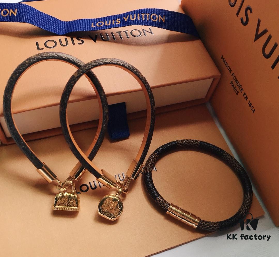 LV Leather Cord Bracelet! Must-Have Style!