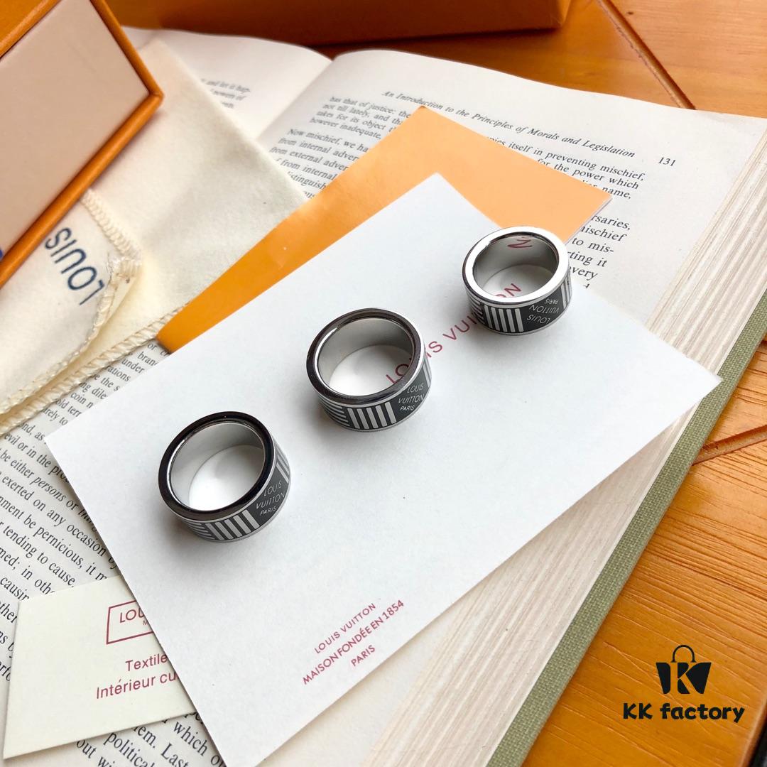 Exclusive In-Stock! LV Enamel Love Series Ring – Ideal Valentine's Gift, Couple's Design, Sleek and Elegant, 316 Stainless Steel, Precision Craftsmanship with Louis Vuitton Stamp