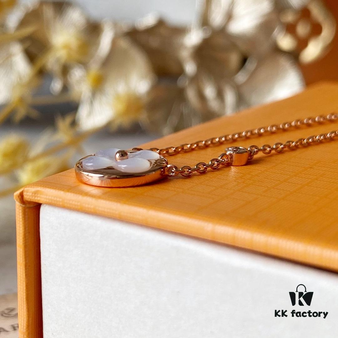 LV Round White Mother-of-Pearl Necklace with 18K Rose Gold Plating and Swarovski Crystal Accents