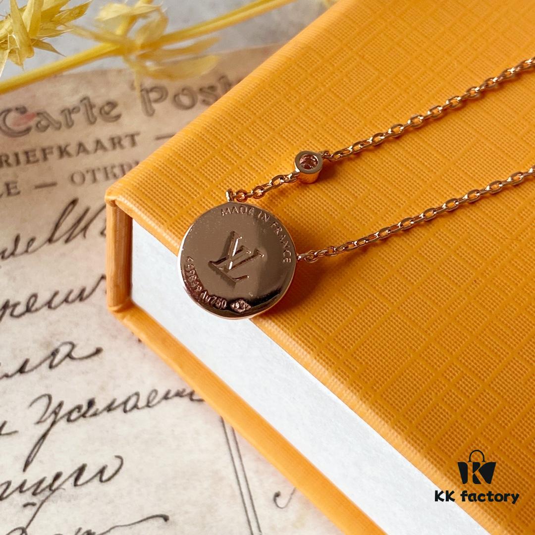 LV Round White Mother-of-Pearl Necklace with 18K Rose Gold Plating and Swarovski Crystal Accents