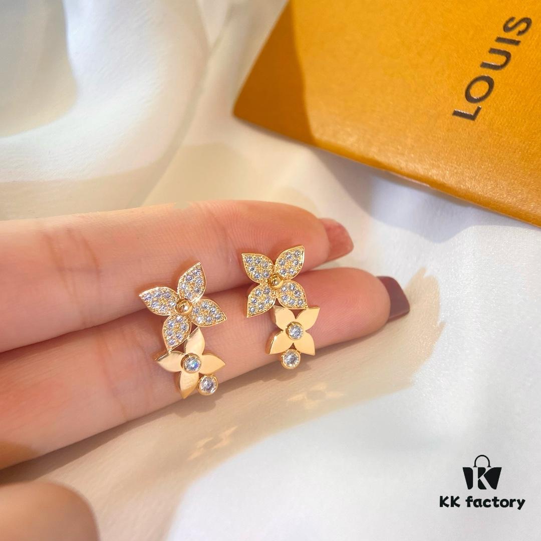 Hand-set Diamond CNC High Version Dogwood Flower Stud Earrings