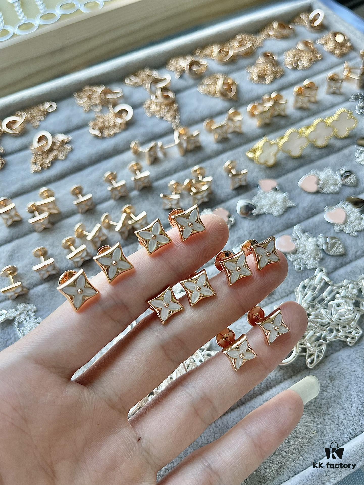 LV Floral Shell Stud Earrings