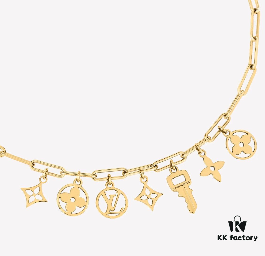 👑LV Louis Vuitton Fall/Winter 2021 Fashion Chunky Chain Multi-Floral Necklace, New Arrival, Stylish Combination with LV Signature Elements, Official Website Selected Design Featuring Brilliant Faceted Craftsmanship for a Lustrous, Eye-Catching Shine from Every Angle, Elegant and Highly Recognizable with Minimalist Design