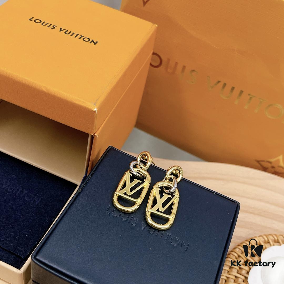 LV 2022 New Arrival Gold and Silver Dual-Tone Letter Earrings Louis Vuitton Luxury Custom Heavy Gold Plating One-to-One Craftsmanship