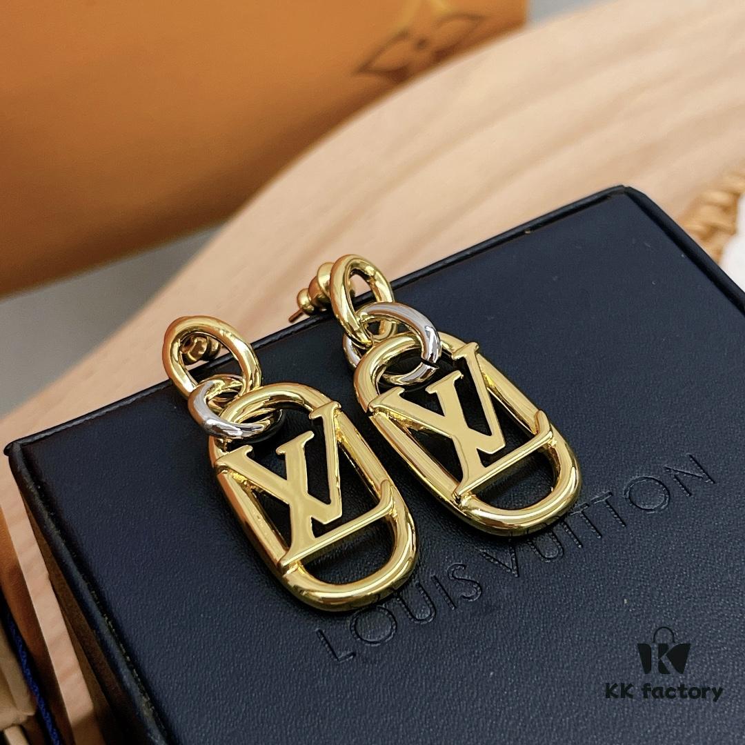 LV 2022 New Arrival Gold and Silver Dual-Tone Letter Earrings Louis Vuitton Luxury Custom Heavy Gold Plating One-to-One Craftsmanship