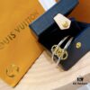 LV 2022 New Arrival Gold and Silver Dual-Tone Crescent Hook Earrings Louis Vuitton Luxury Custom Thick Gold Plating One-to-One Craftsmanship