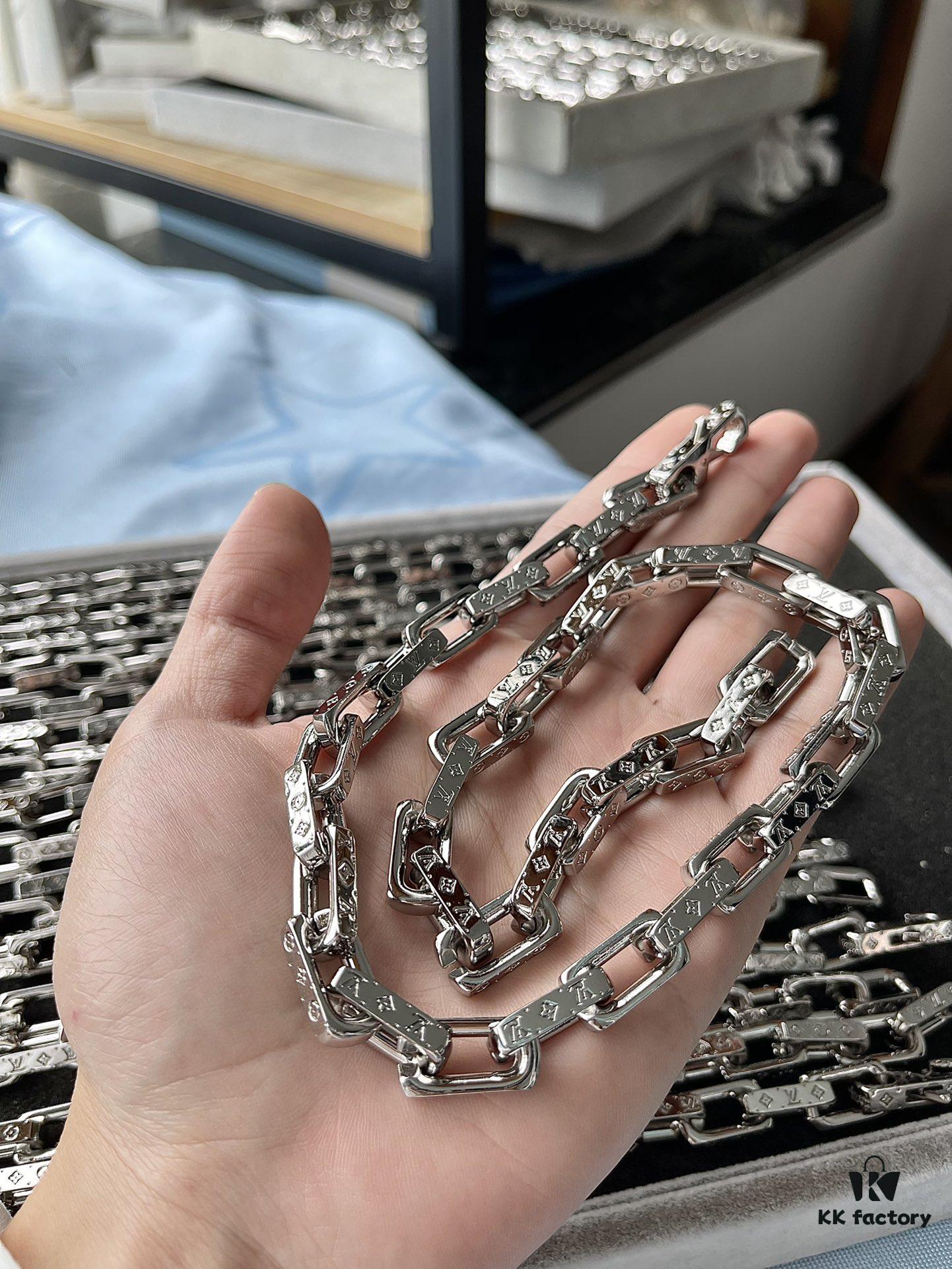LV Chain Cuban Necklace Arrival