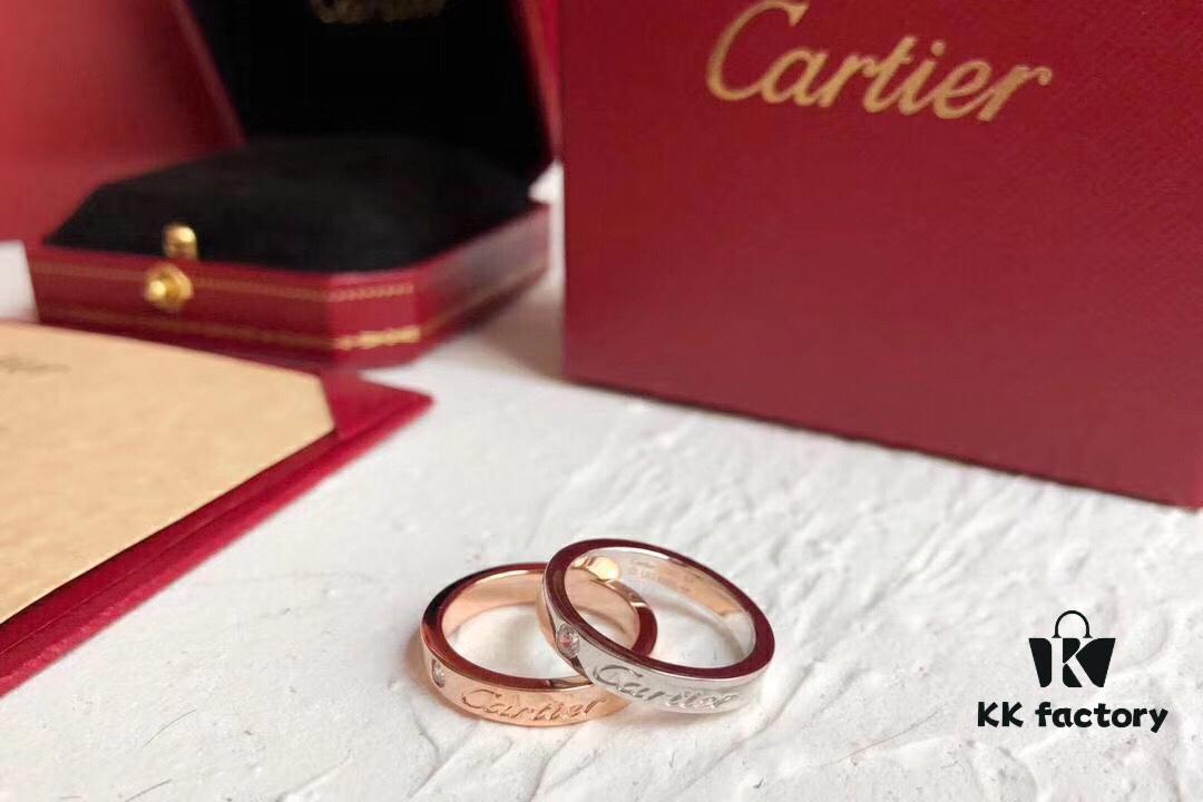 【Top-tier Purchasing】👑Cartier Single Diamond Letter Ring, Ultra-precise Craftsmanship, Exclusive Customization, Premium Wide Version, CNC Engraving, Selected German Imported S925 Sterling Silver with Thick Gold Plating, Available in Rose Gold and Platinum