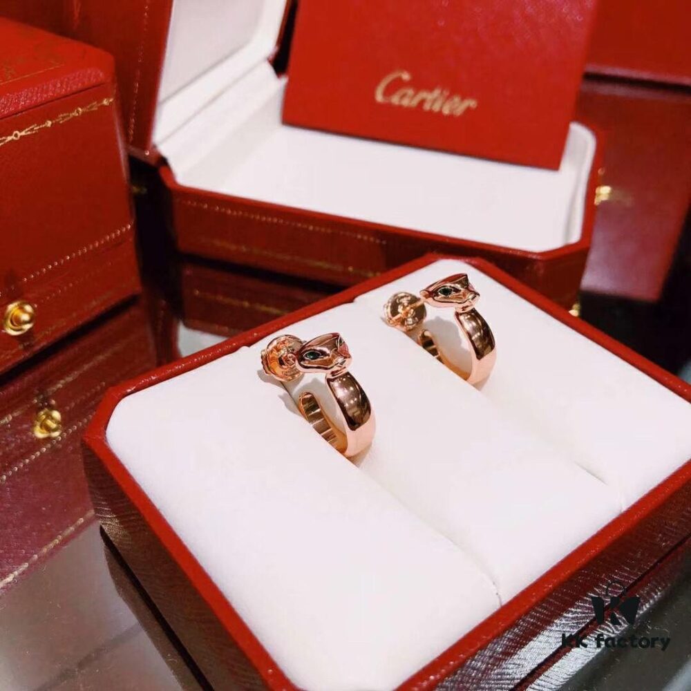 Seiko Version 👼 Cartier Panther Head Earrings 🎈 Latest Hot-Selling Cartier Leopard Green Emerald Studs