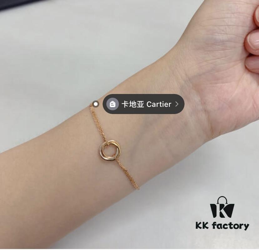 V Gold Cartier Small Three-Ring Diamond Bracelet