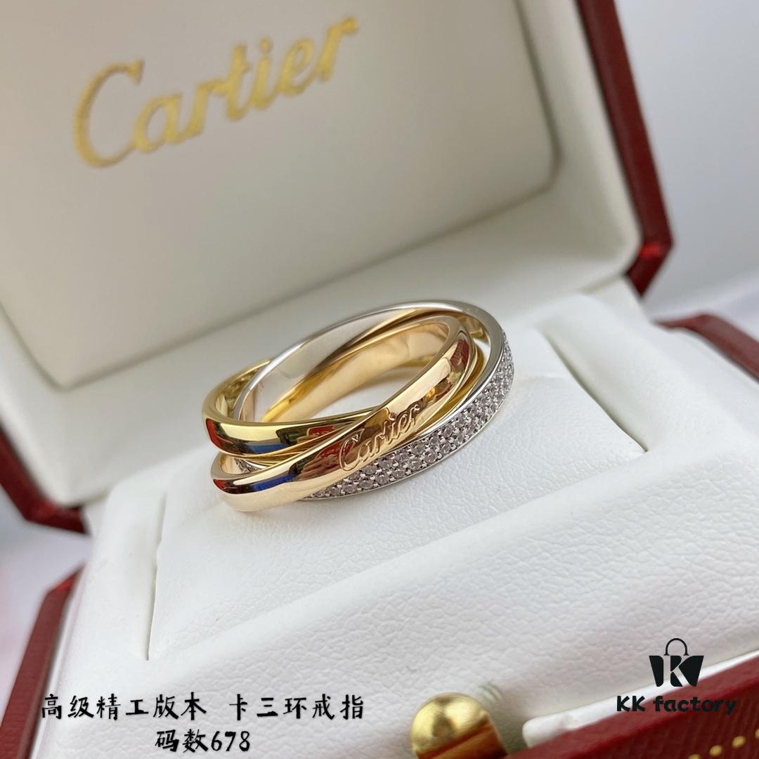V Gold Material Cartier Trinity Ring 💍 A Classic Diamond Ring Embracing Symmetrical Elegance