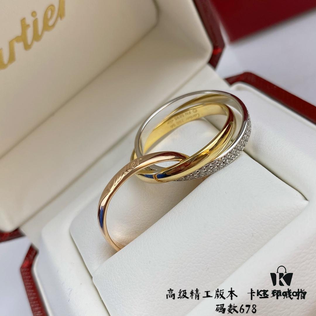 V Gold Material Cartier Trinity Ring 💍 A Classic Diamond Ring Embracing Symmetrical Elegance