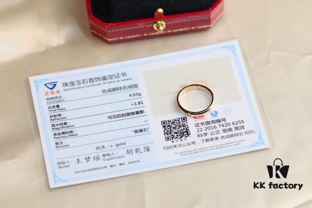 New Cartier-Inspired Solitaire Ring with Brilliant Single Diamond – Reversible Design, High-Polish V Gold 2.0 Material