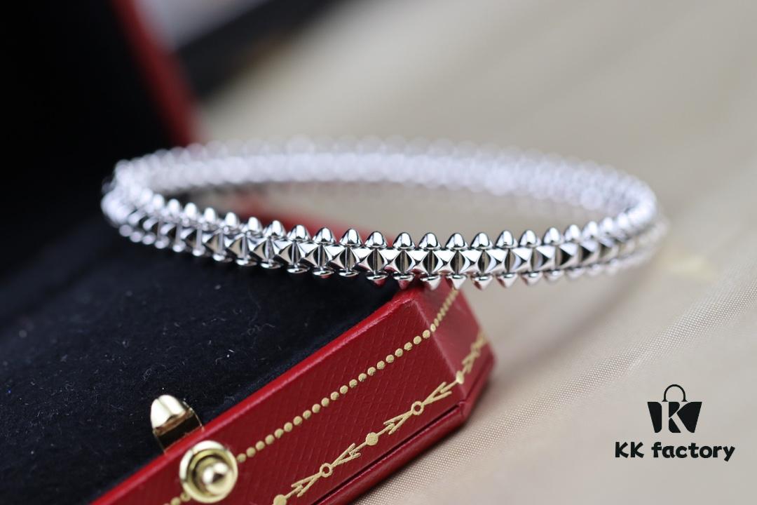 Cartier New Arrival Bracelet with Neutral and Bold Design