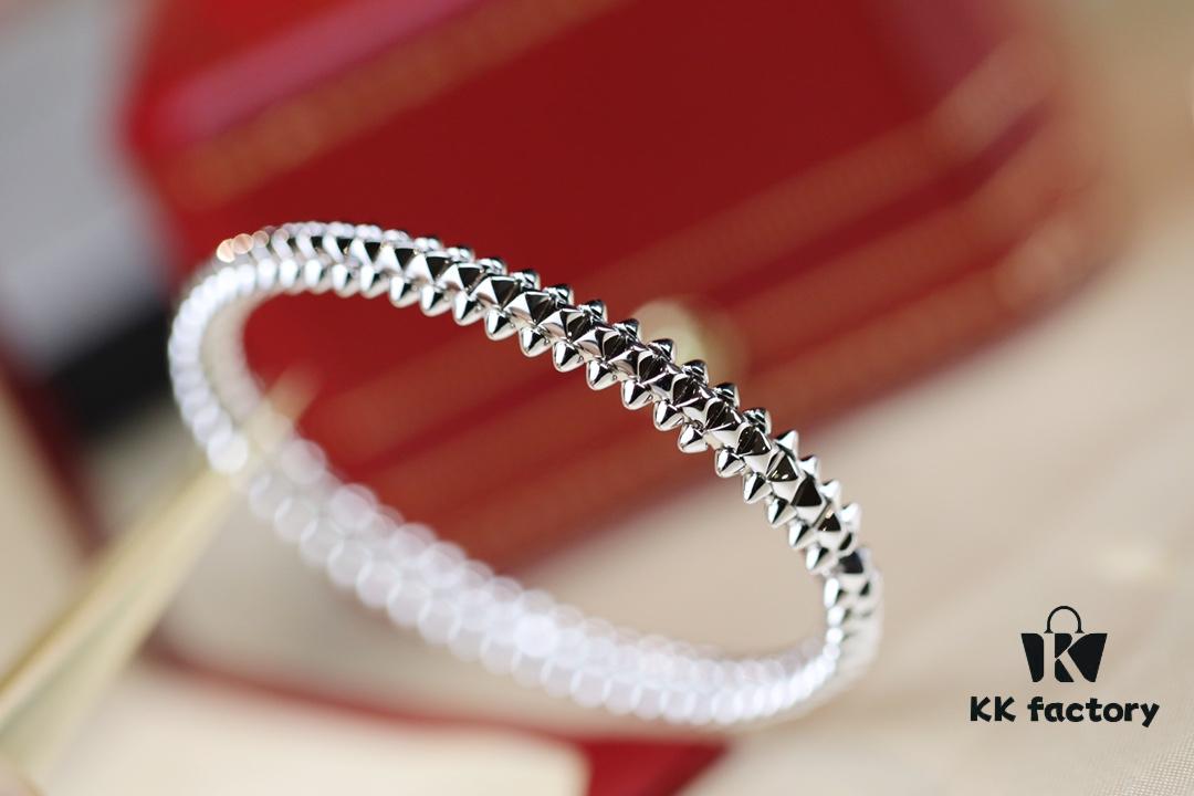 Cartier New Arrival Bracelet with Neutral and Bold Design