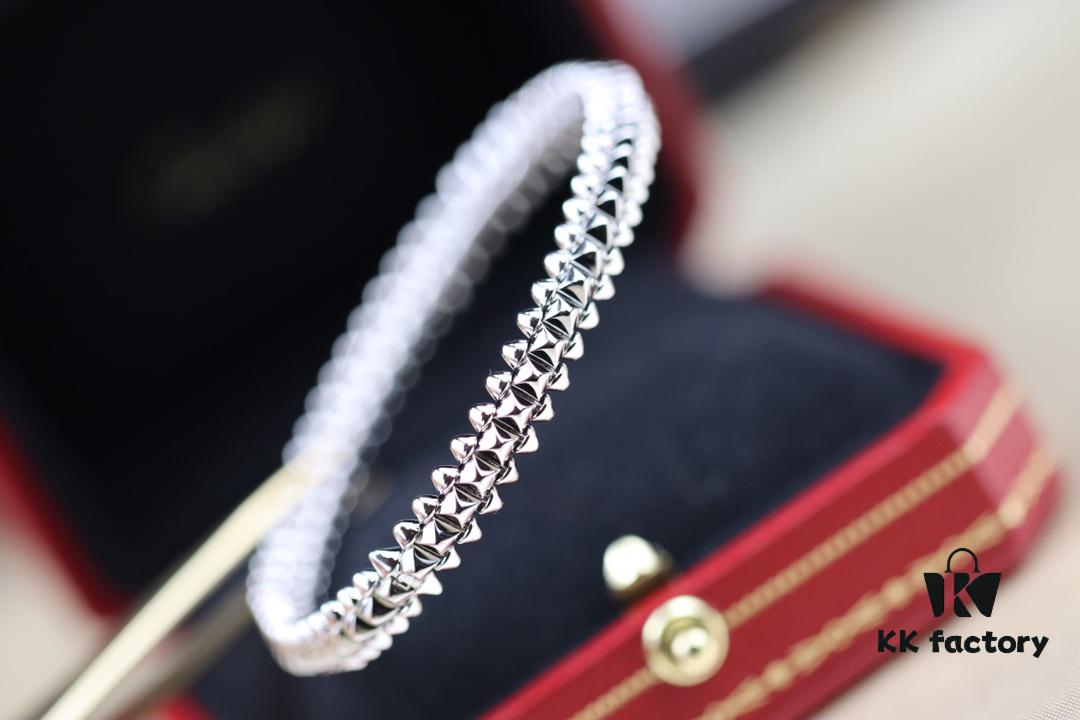 Cartier New Arrival Bracelet with Neutral and Bold Design