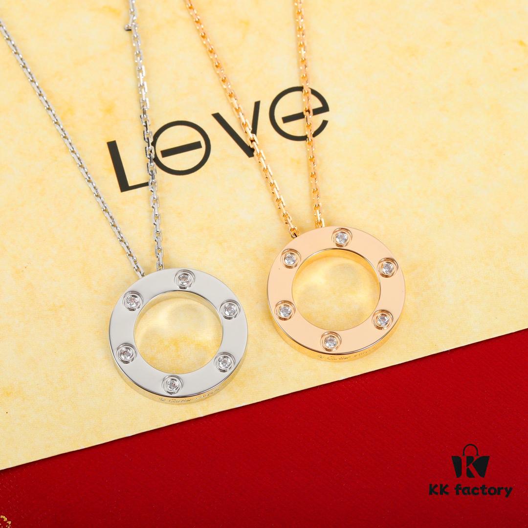 Homage to the Classic Cartier Ca@tier Smooth Three-Diamond and Six-Diamond Version Large Round Necklace, Reversible Wear, Real Photos Showcasing Authentic Details