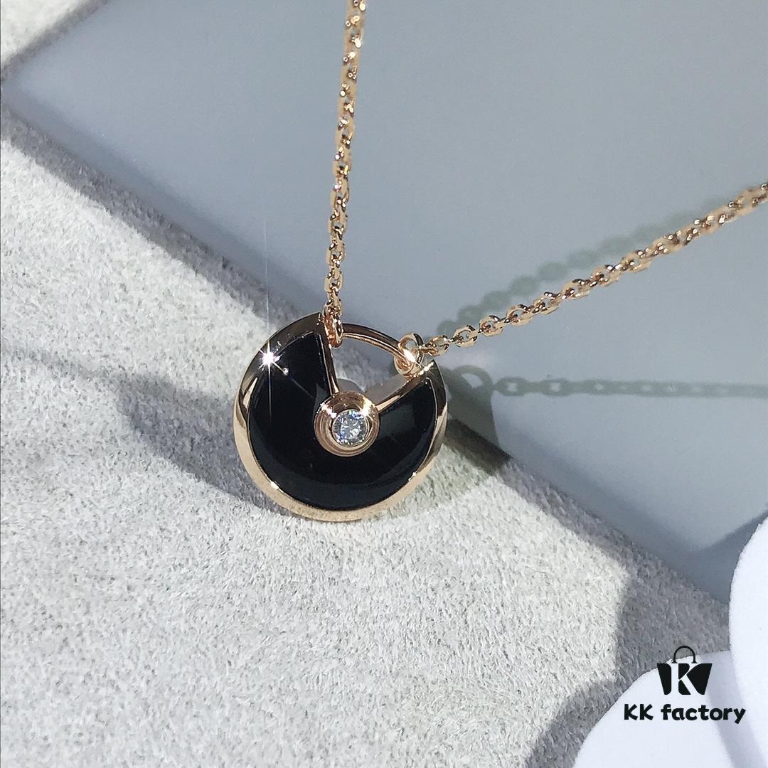 Carter Amulet Necklace - Black Onyx (Strength Talisman)