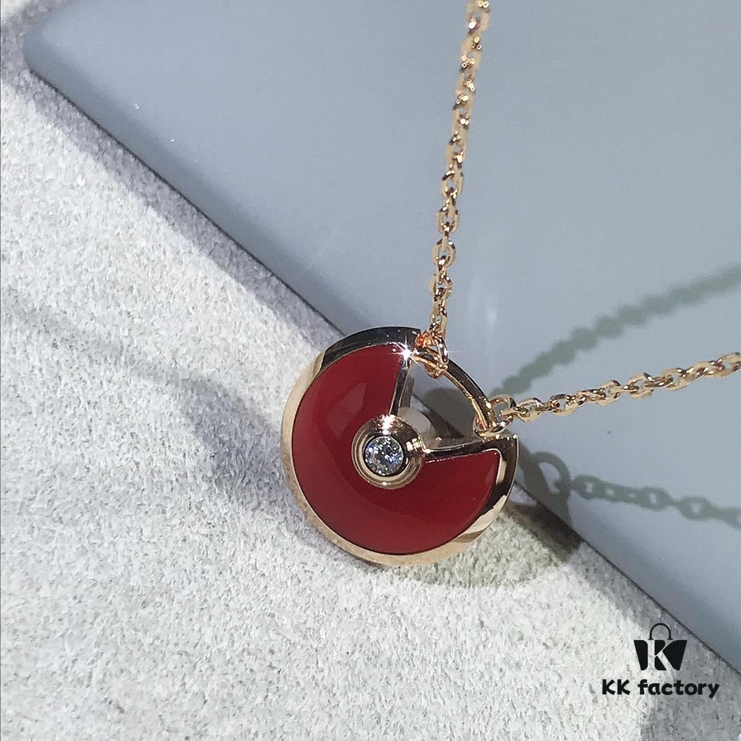 Carter Amulette Pendant Necklace - Carnelian (Health Talisman)